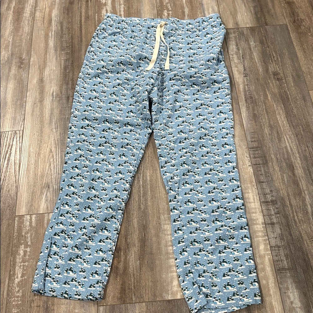 Vineyard Vines Winter Yeti Whale Blue Pajama Pants Medium